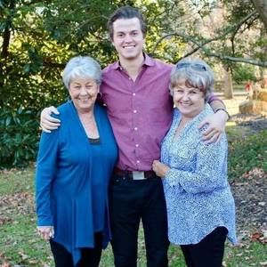 Meet your Posher, Cameron